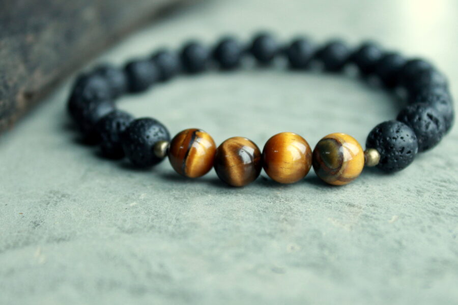 Tīģeracs un lavas akmens aproce