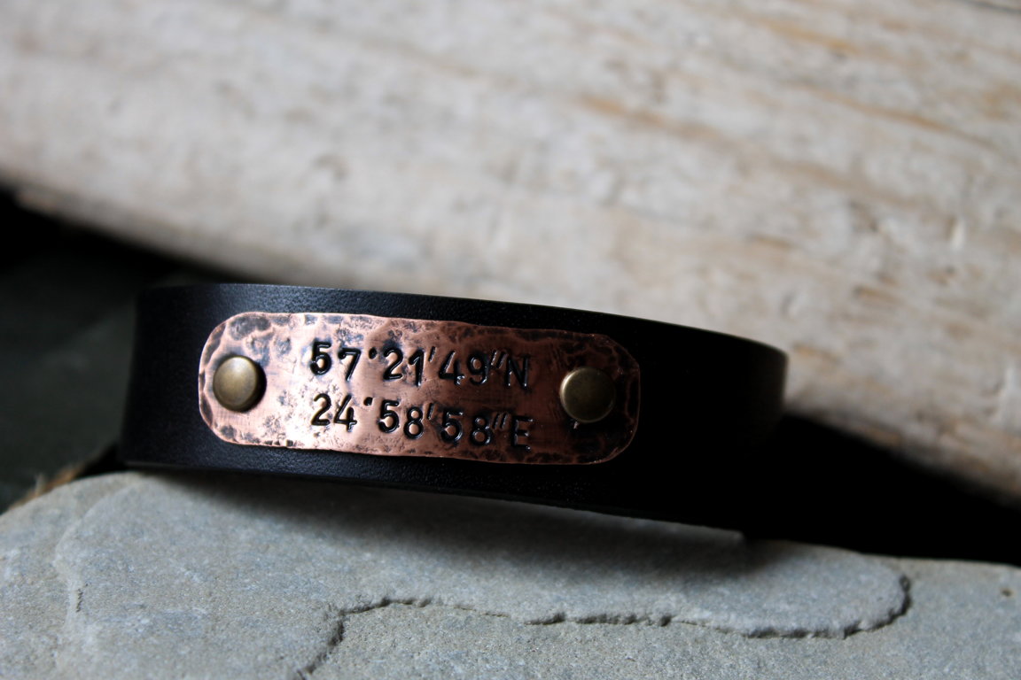 Bracelet with forged cooper. Personalized.